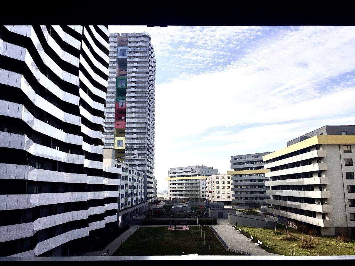 2 Bedroom Apartment Next To Metro U1 And Garage Parking Виена Екстериор снимка