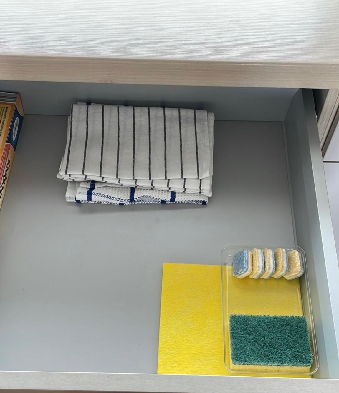 2 Bedroom Apartment Next To Metro U1 And Garage Parking Виена Екстериор снимка
